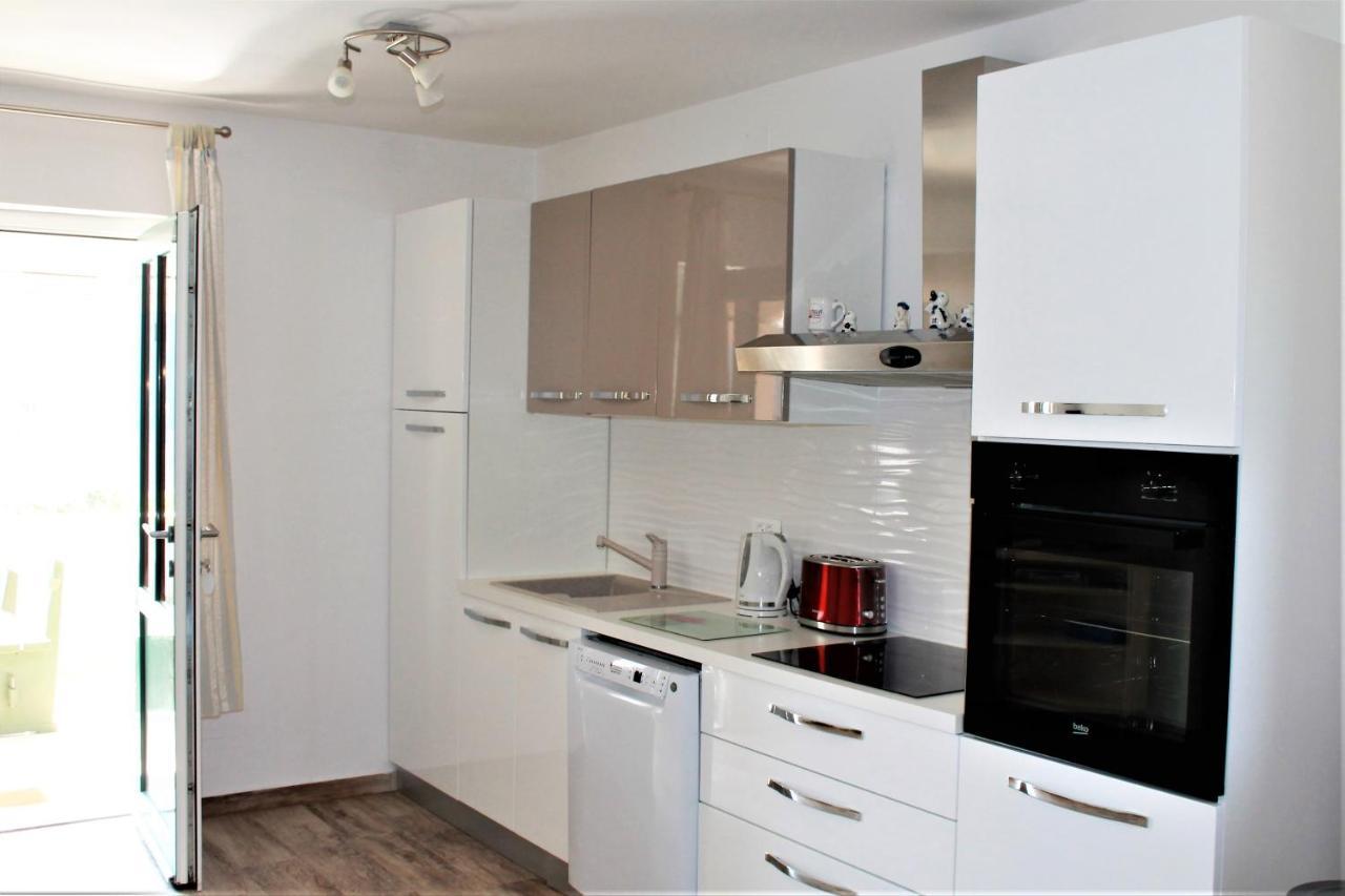 Apartmani Klaudija Valun Luaran gambar