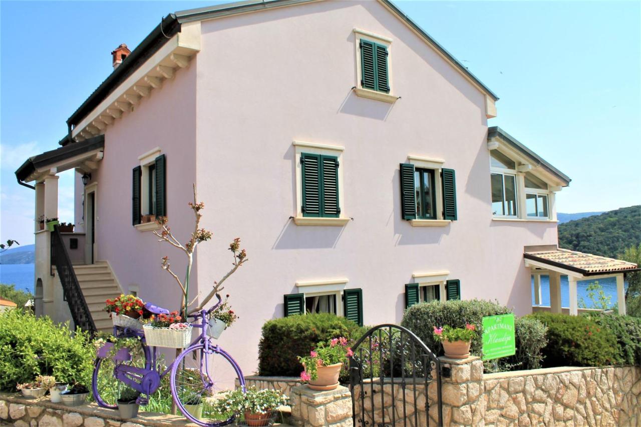 Apartmani Klaudija Valun Luaran gambar
