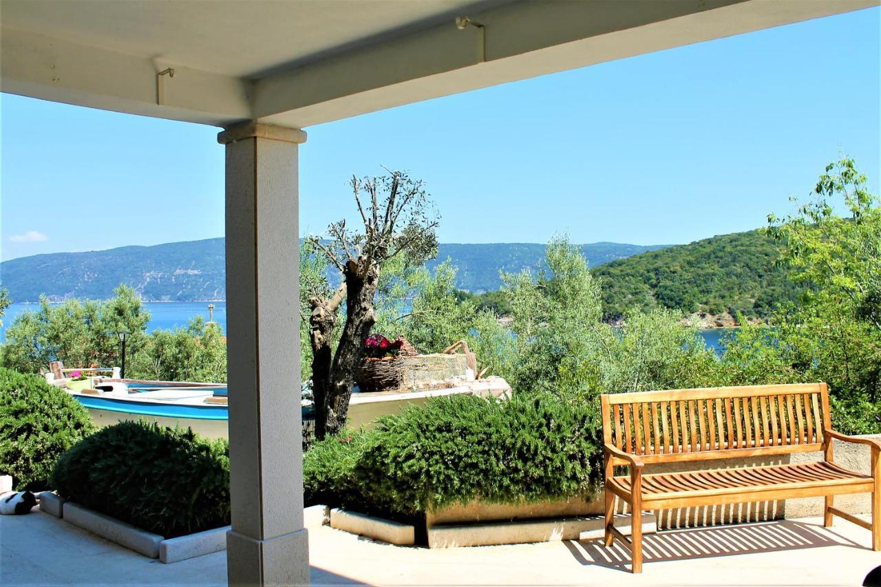 Apartmani Klaudija Valun Luaran gambar