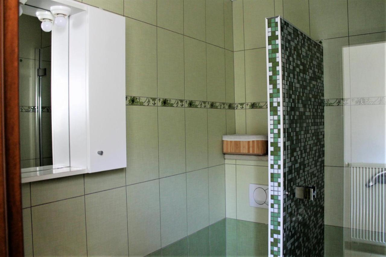 Apartmani Klaudija Valun Luaran gambar