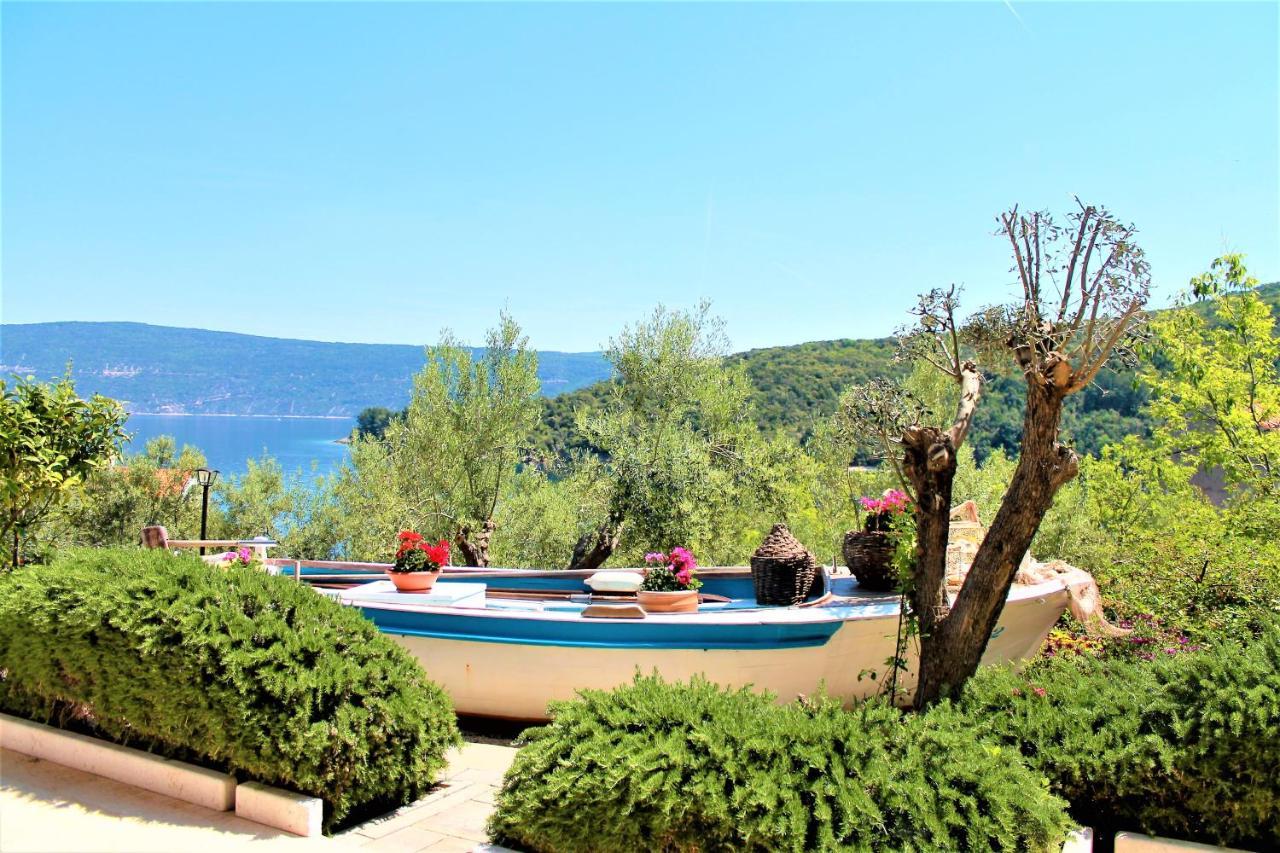 Apartmani Klaudija Valun Luaran gambar