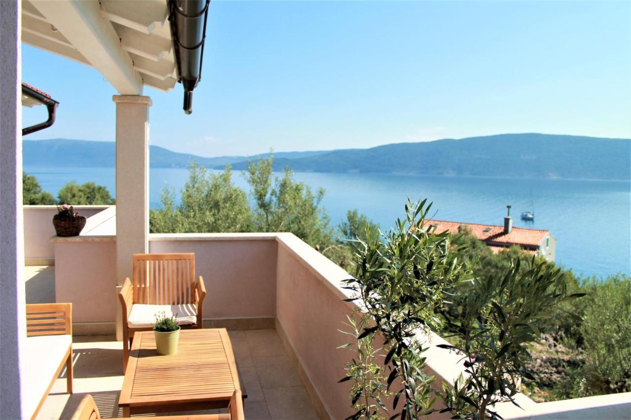 Apartmani Klaudija Valun Luaran gambar