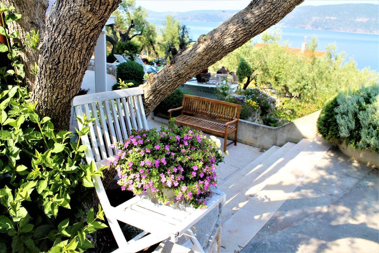 Apartmani Klaudija Valun Luaran gambar
